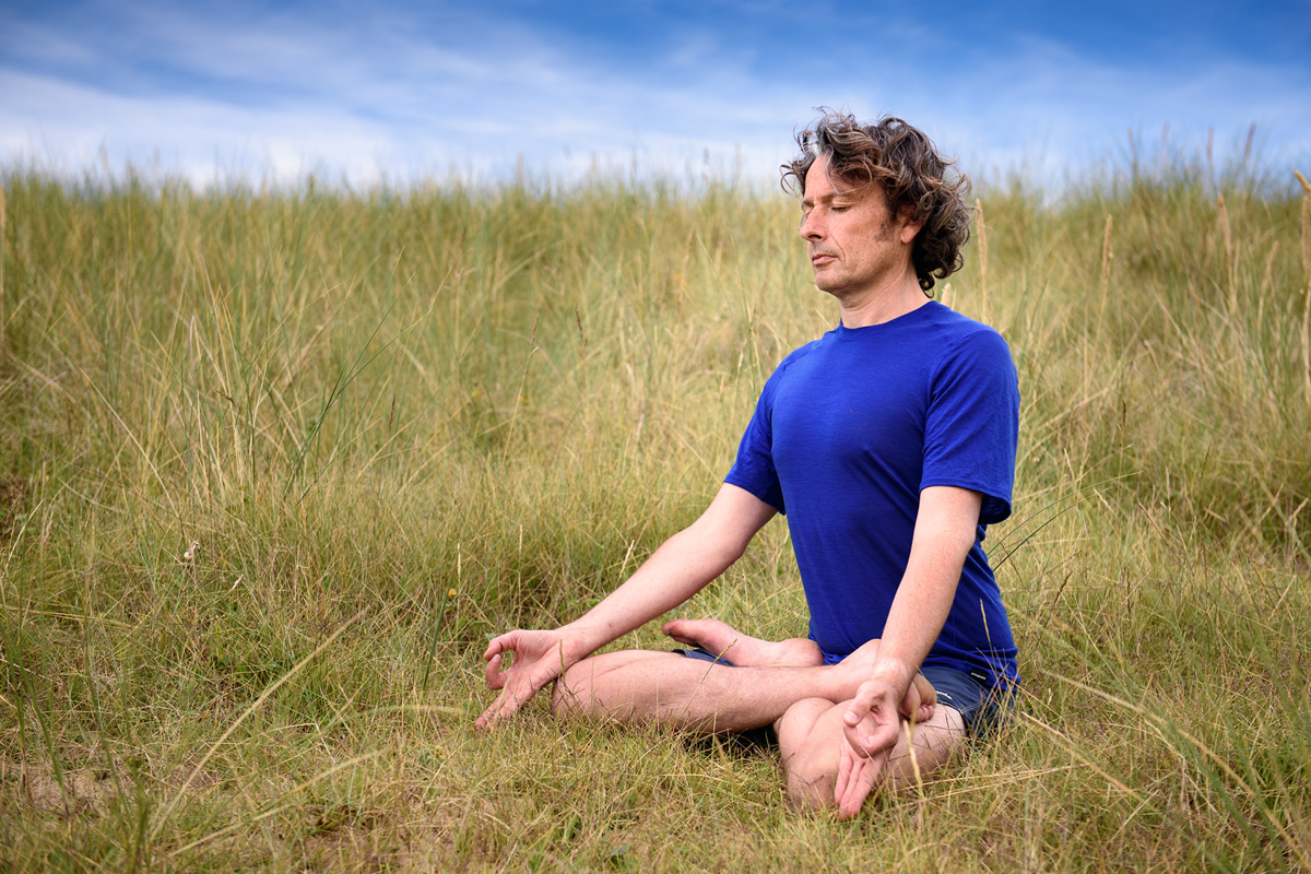Vincent LE MEUR Yoga intégral Lorient Ploemeur Guidel